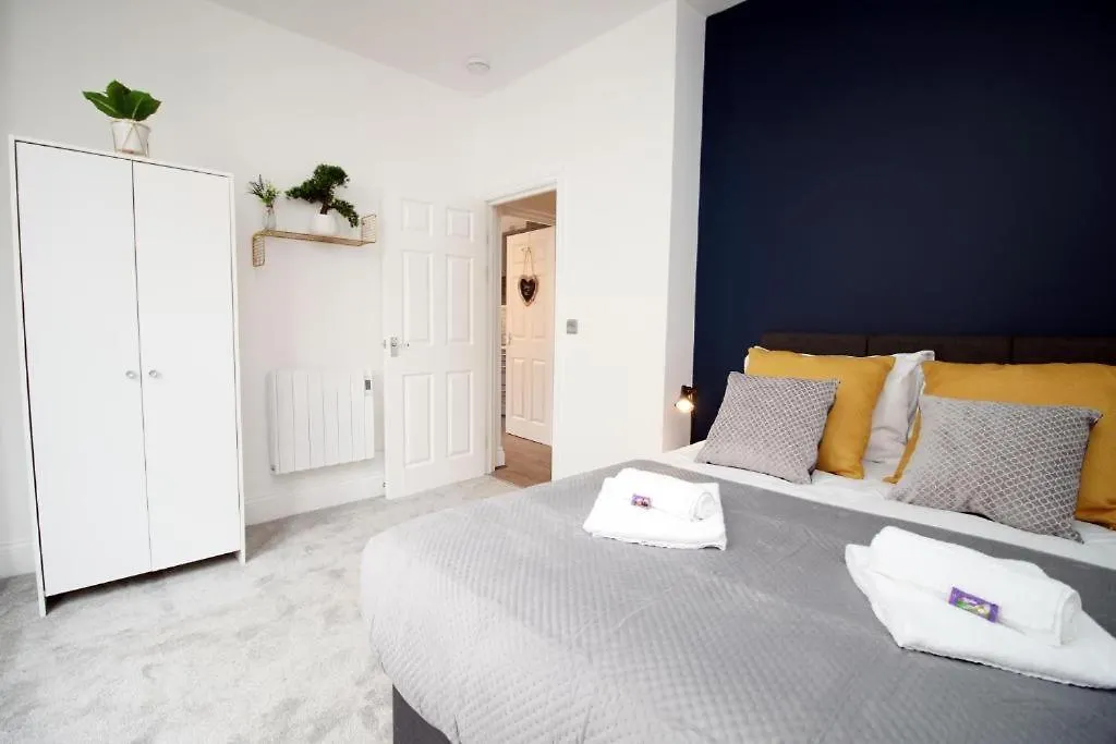Apartament Cohost Partners | Spacious | Free Parking! Cardiff